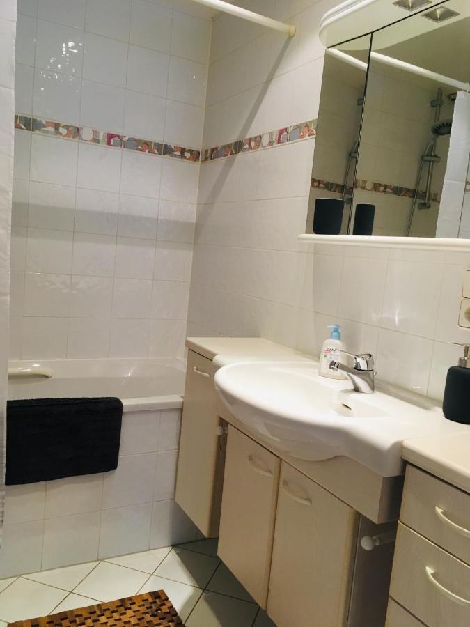 Ferienwohnung Koko โซลิงเงน ภายนอก รูปภาพ